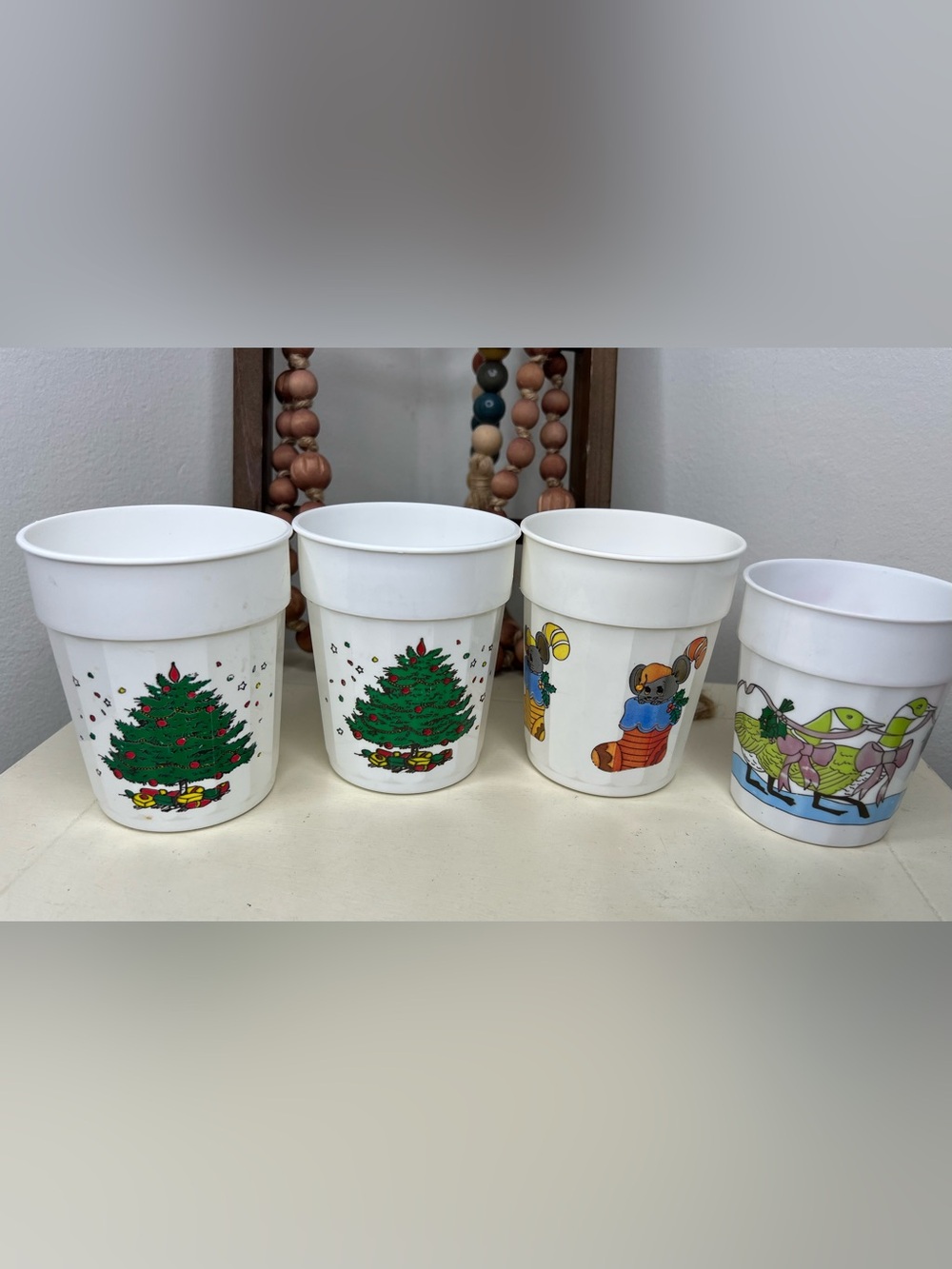 Vintage Set of 4 Holiday Cups